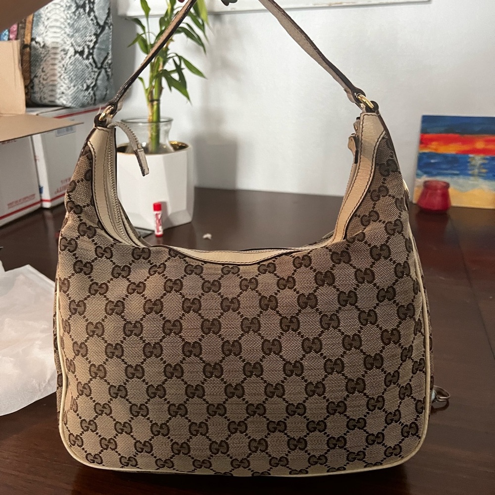Gucci Charmy Hobo
